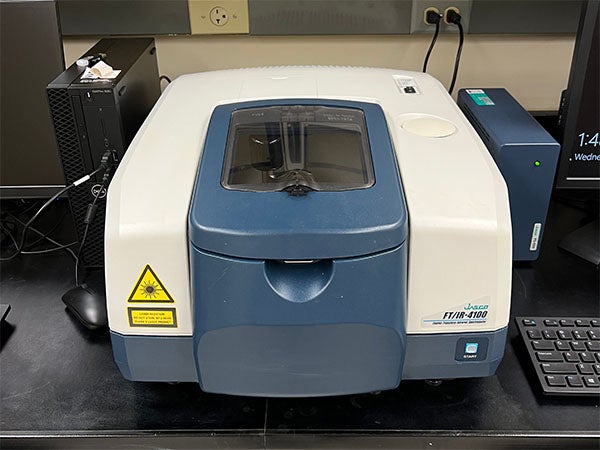Jasco 4100 FT-IR MIR Spectrometer with ATR